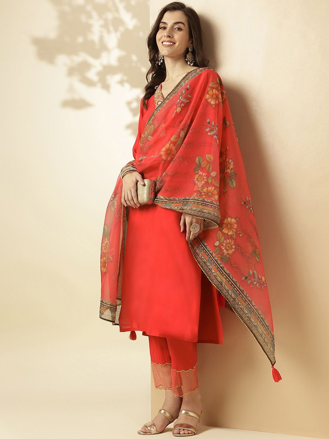 

SANSKAR V Neck Regular Thread Work Straight Kurta with Palazzos & With Dupatta, Red