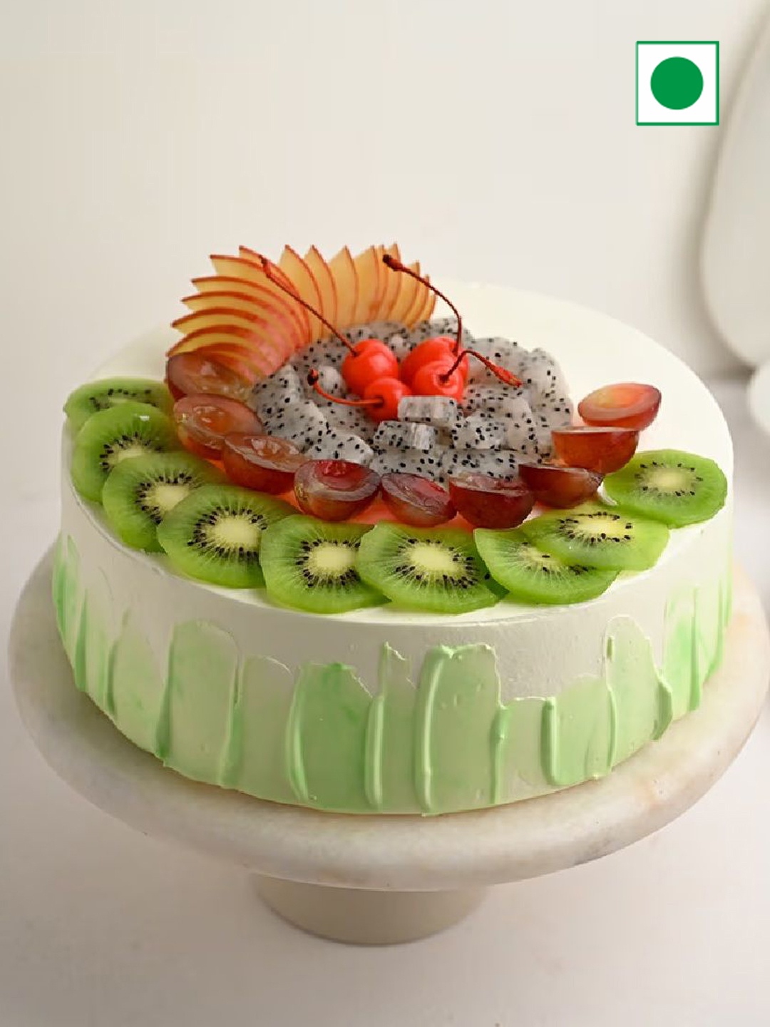 

Floweraura Fresh Creamy Fruit Flavor Eggless Round Cake-500 Gm, Off white