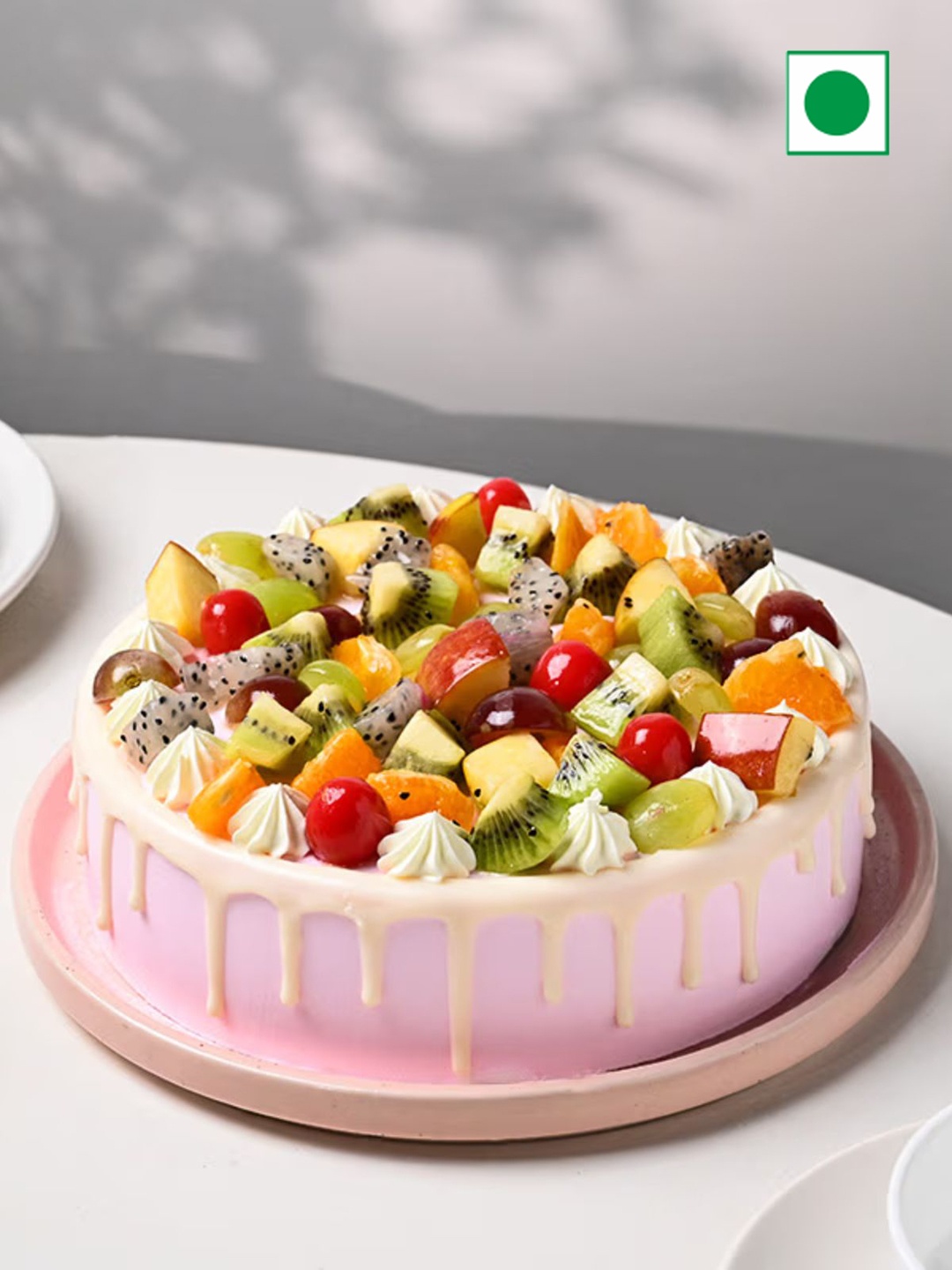 

Floweraura Round Shape Fresh Creamy Fruits Flavor Eggless Cake -1 kg, Pink