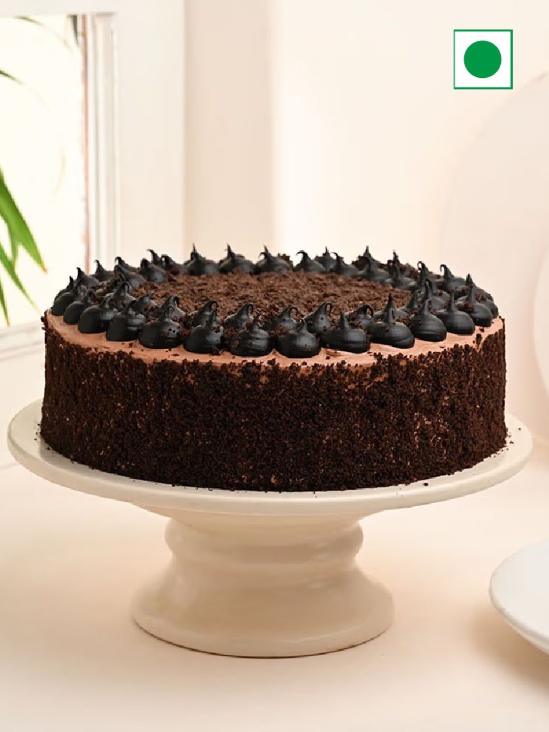 

Floweraura Round Shape Chocolate Flavor Eggless Round Cake -1Kg, Black