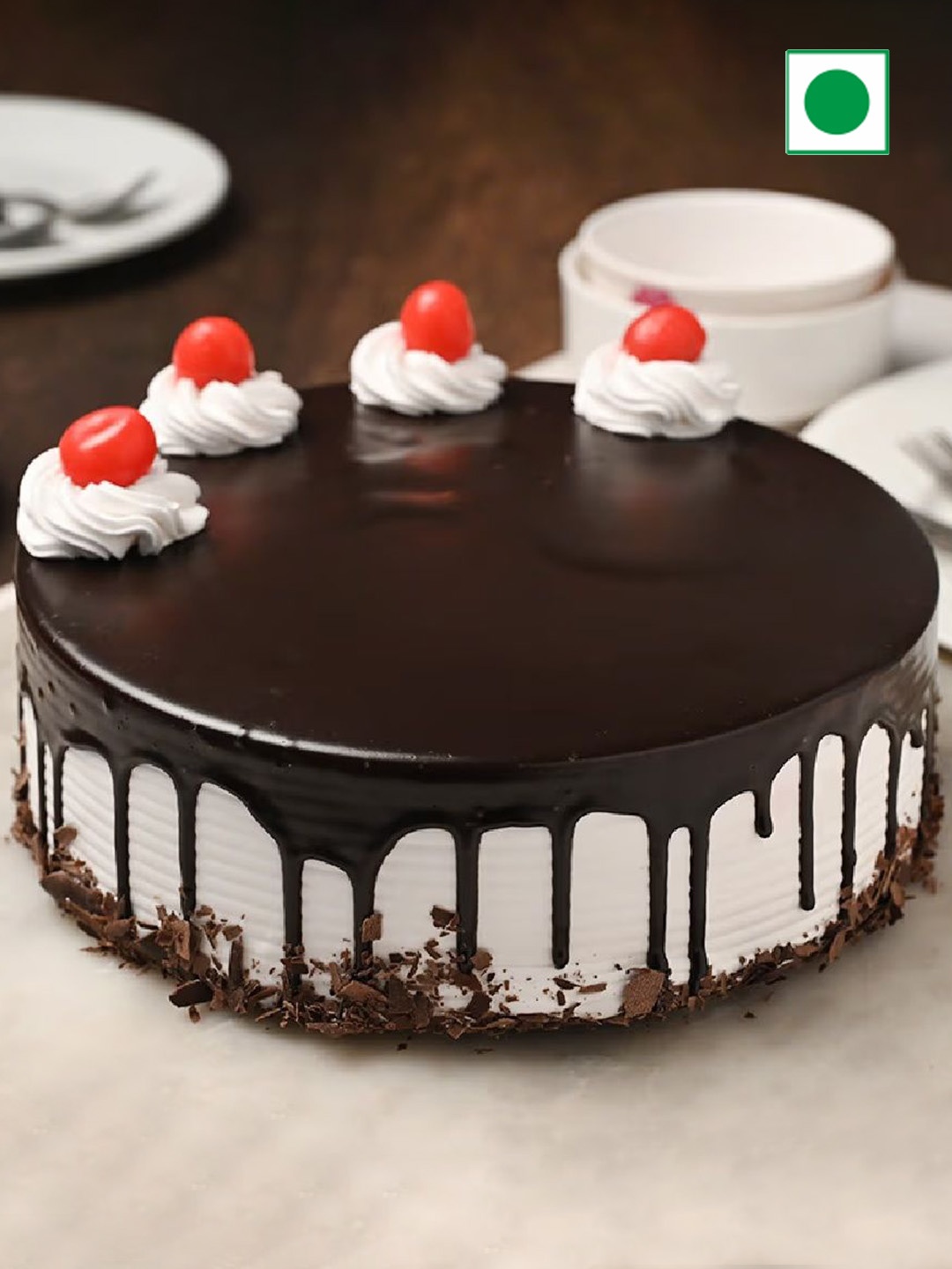 

Floweraura Black Forest Flavor Eggless Round Cake- 1kg, Brown
