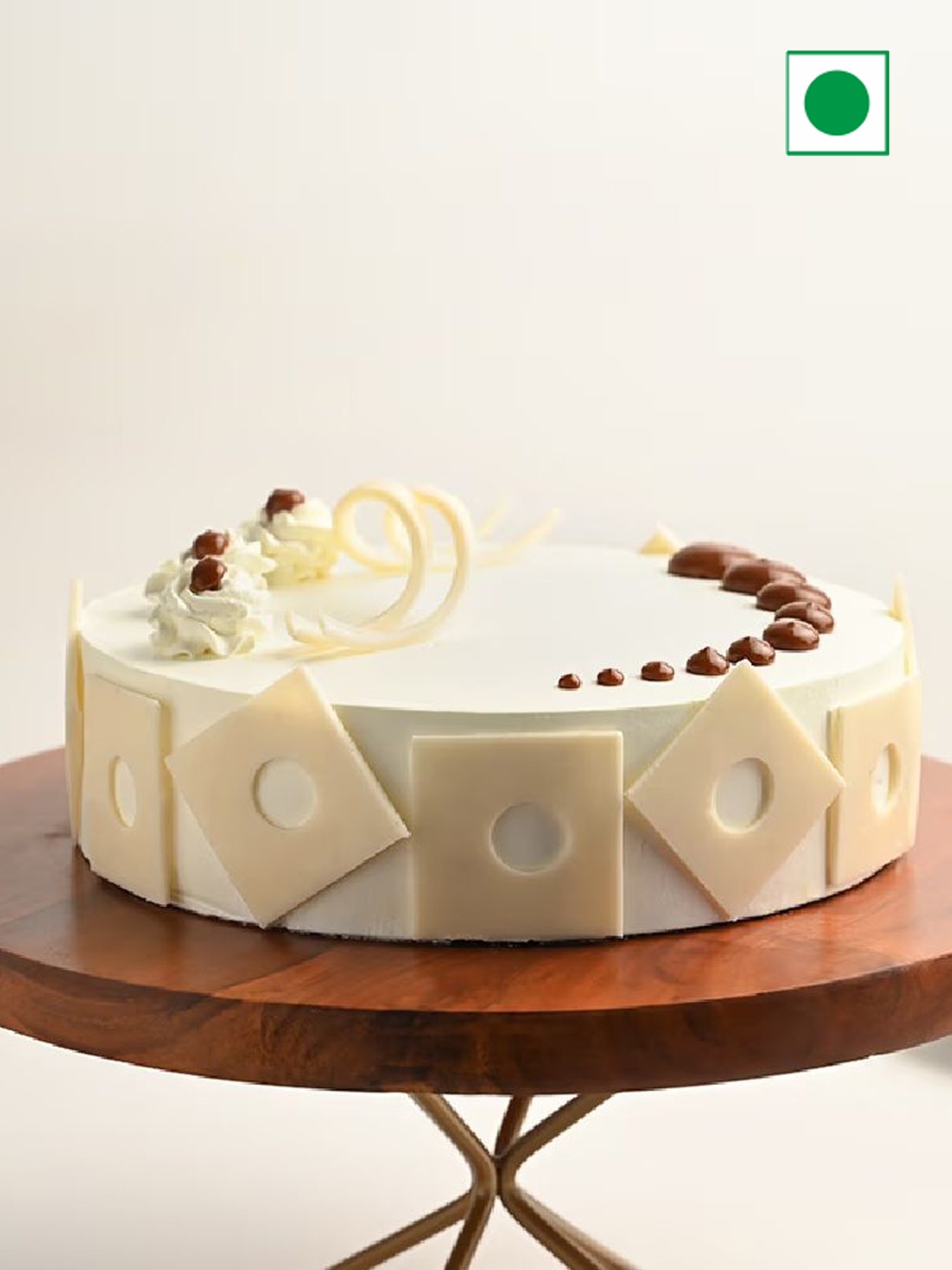 

Floweraura Round Shape Butterscotch Flavor Eggless Round Cake- 1kg, Cream