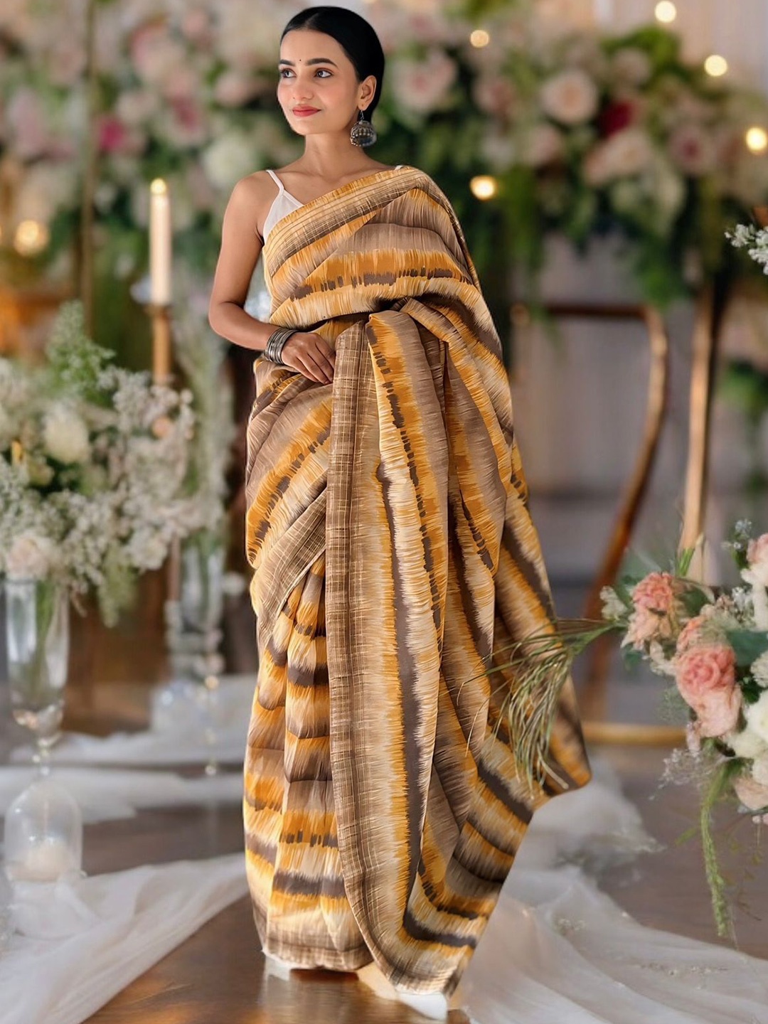 

Vastrasky Global Pure Cotton Abstract Printed Saree, Peach