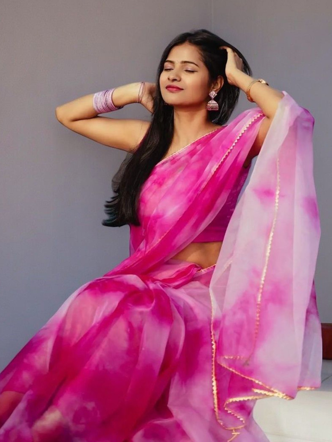 

Vastrasky Global Tie and Dye Organza Saree, Pink