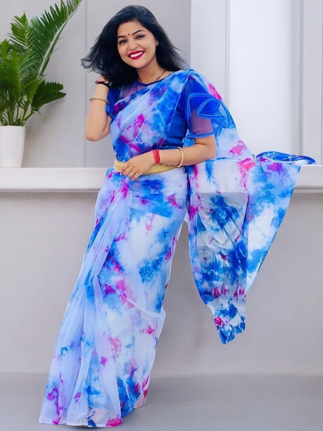 

Vastrasky Global Tie and Dye Organza Saree, Blue