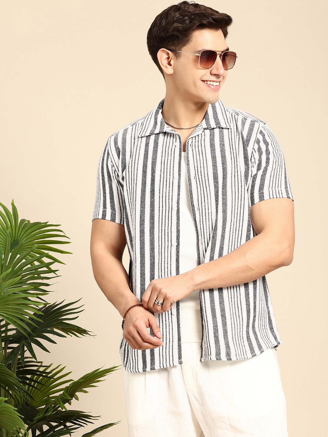 

Mast & Harbour Men Slim Fit Striped Cuban Collar Casual Shirt, Grey