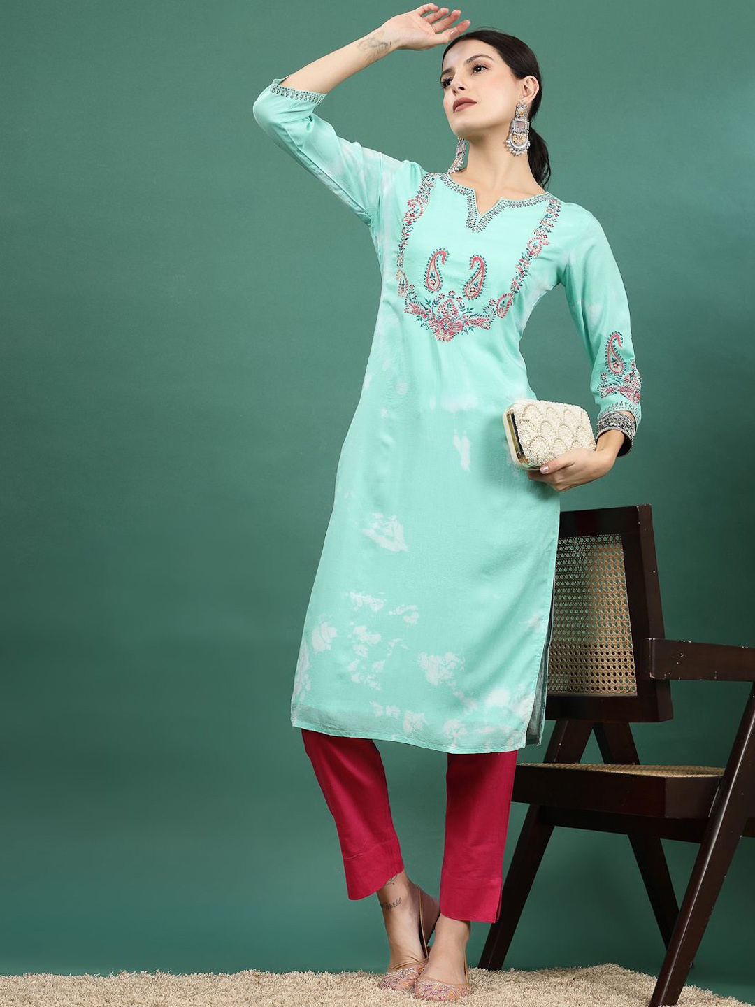 Ramas Round Neck Geometric Embroidered Thread Work Kurta, Sea green