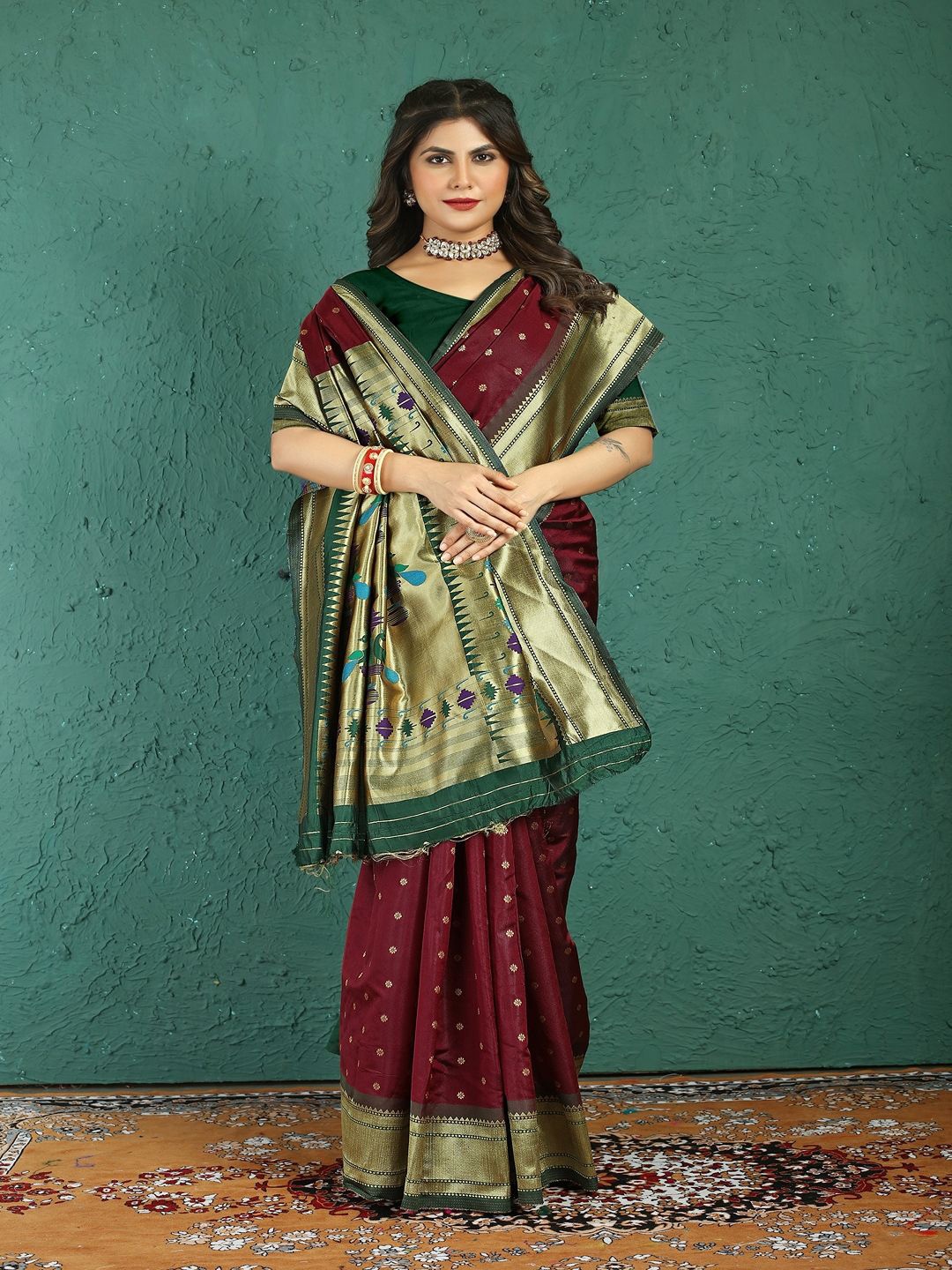 

SGF11 Woven Design Zari Kanjeevaram Saree, Maroon