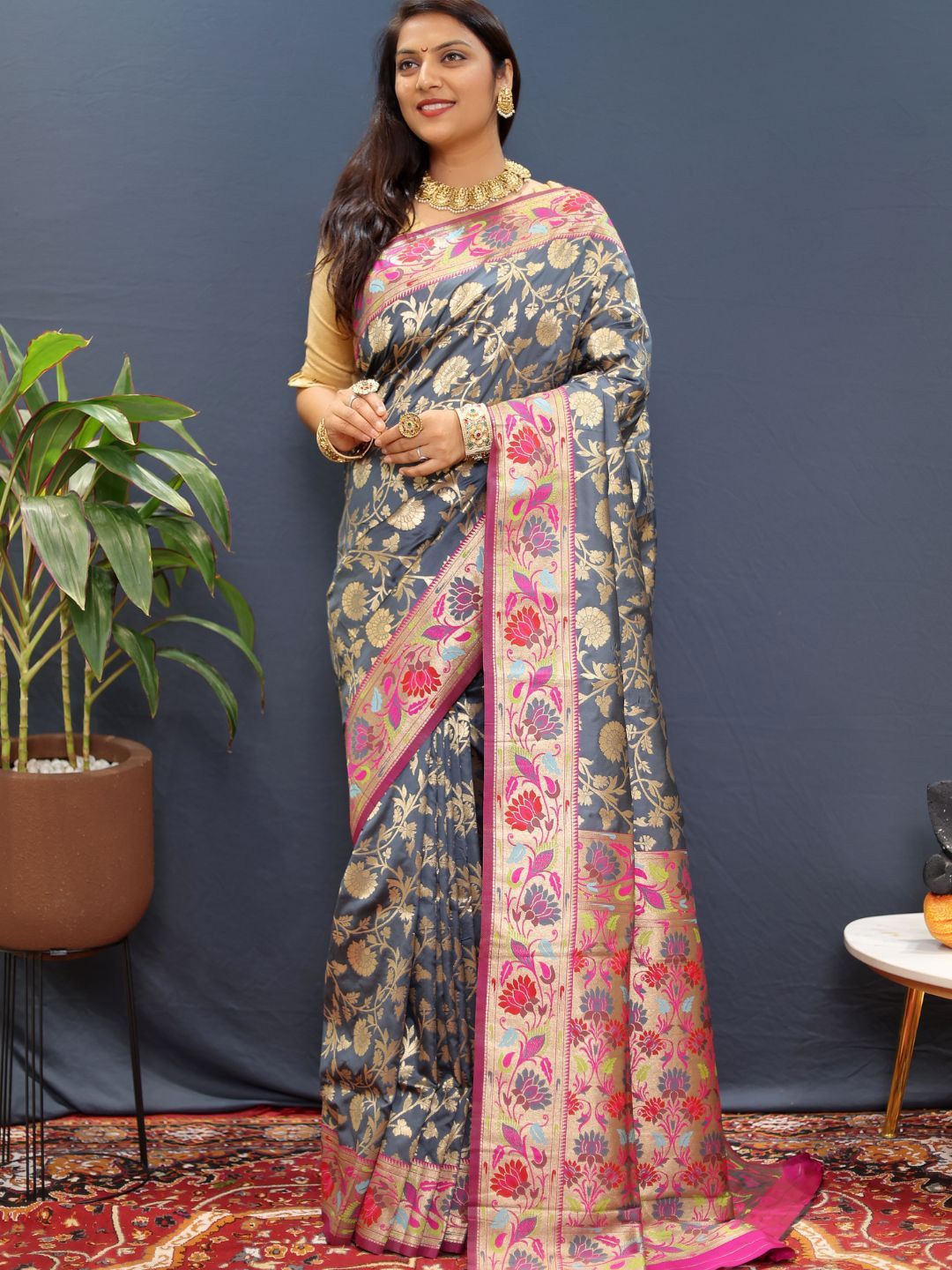 

SGF11 Woven Design Pure Zari Heavy Work Paithani Kanjeevaram Silk Saree, Grey
