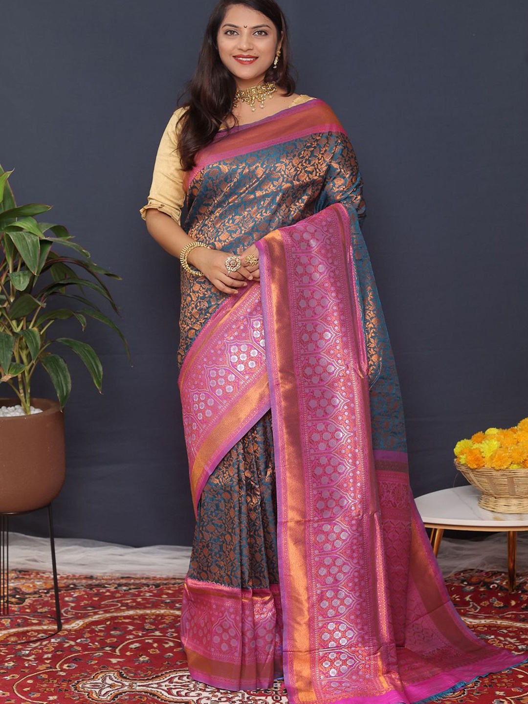 

SGF11 Woven Design Heavy Zari Work Kanjeevaram Silk Saree, Teal