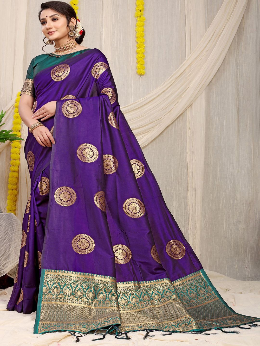 

SGF11 Woven Design Heavy Zari Work Kanjeevaram Silk Saree, Violet
