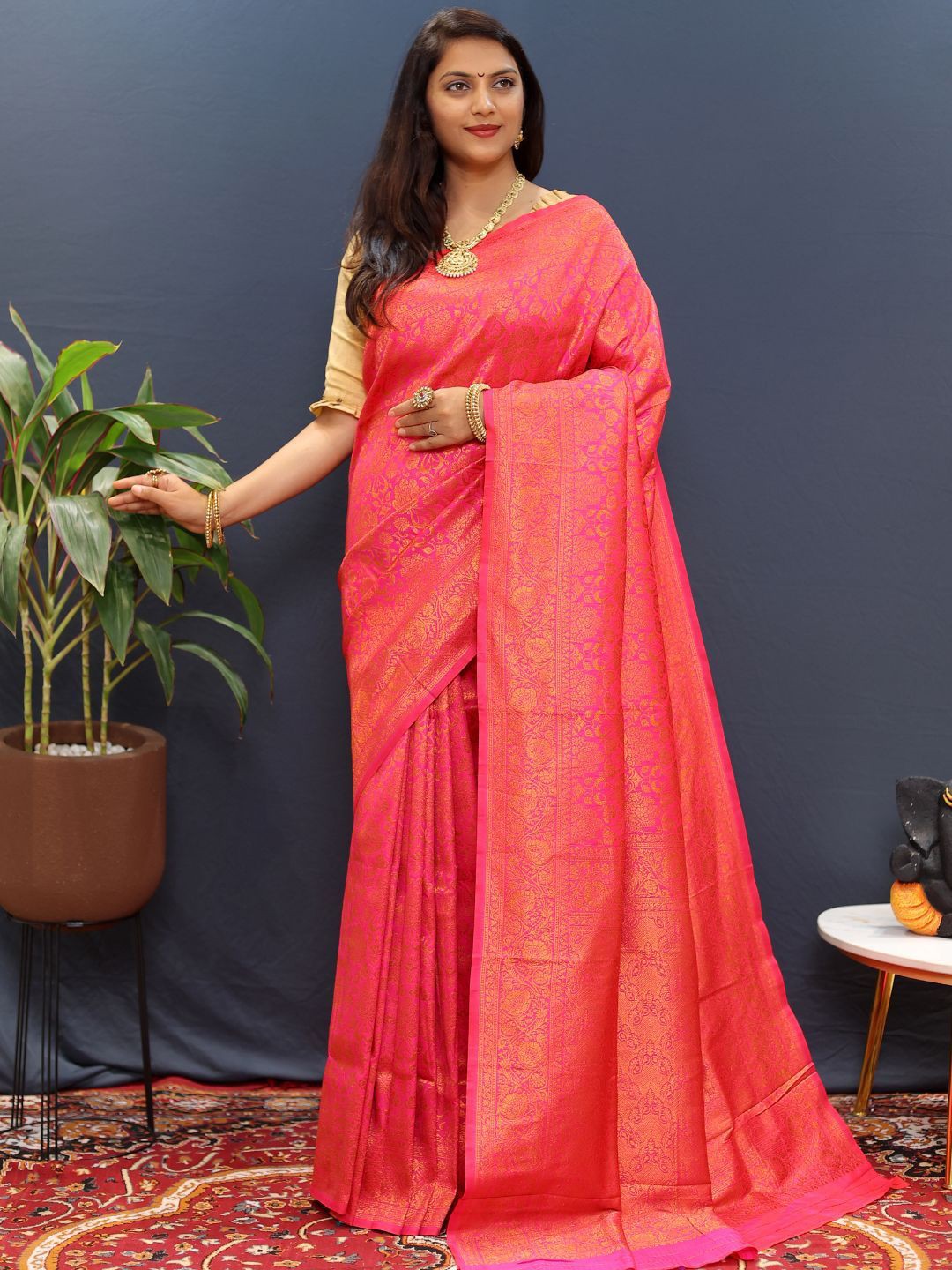 

SGF11 Woven Design Heavy Zari Work Kanjeevaram Silk Saree, Pink