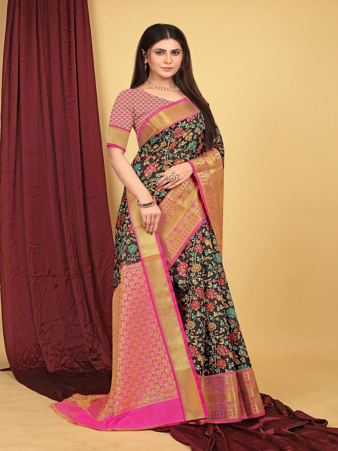 

SGF11 Woven Design Heavy Zari Work Kanjeevaram Silk Saree, Black
