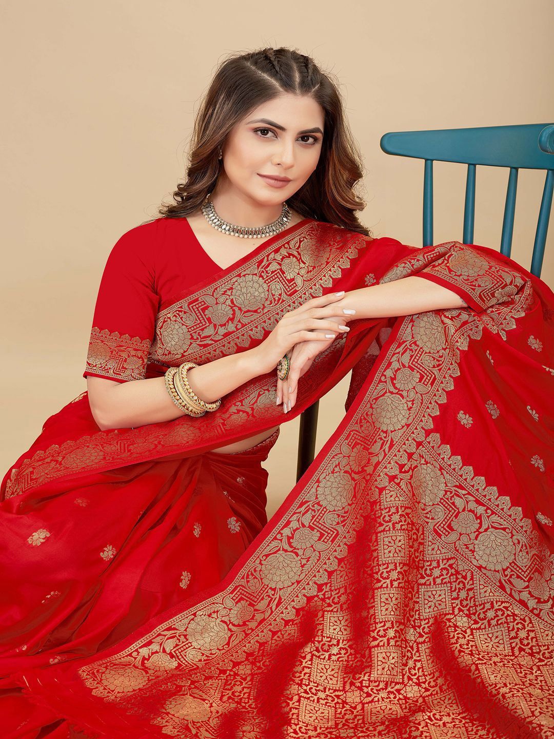 

SGF11 Woven Design Pure Zari Heavy Work Kanjeevaram Silk Saree, Red