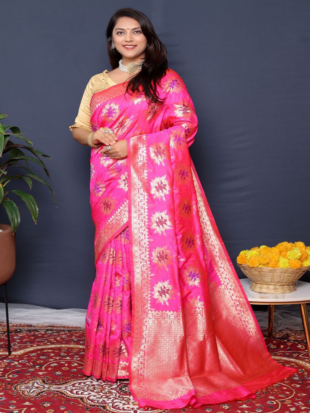 

SGF11 Woven Design Heavy Zari Work Kanjeevaram Silk Saree, Pink