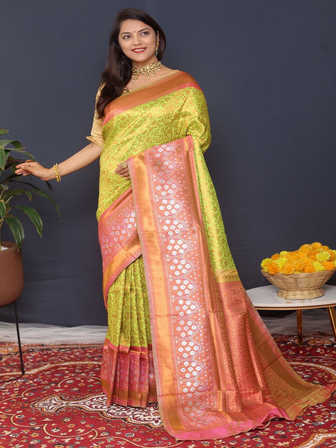 

SGF11 Woven Design Heavy Zari Work Kanjeevaram Silk Saree, Green