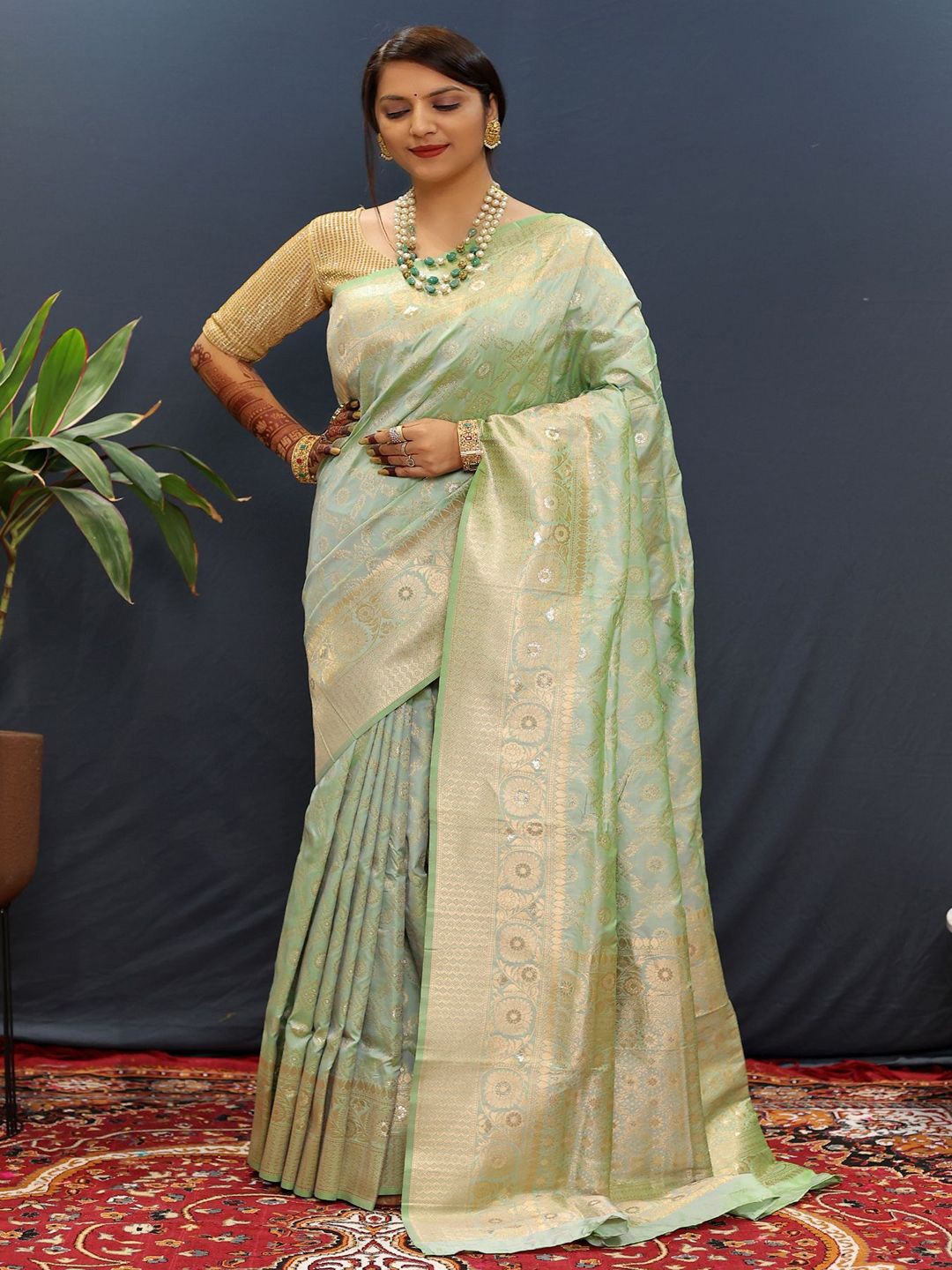 

SGF11 Woven Design Zari Kanjeevaram Saree, Blue