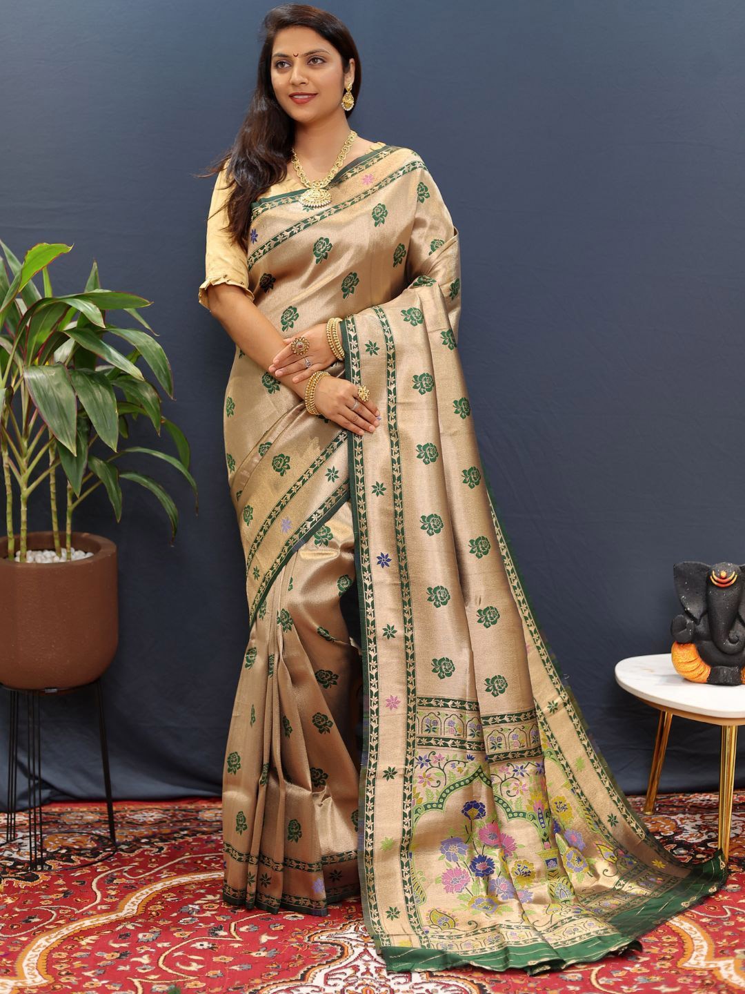 

SGF11 Woven Design Heavy Zari Work Kanjeevaram Silk Saree, Green