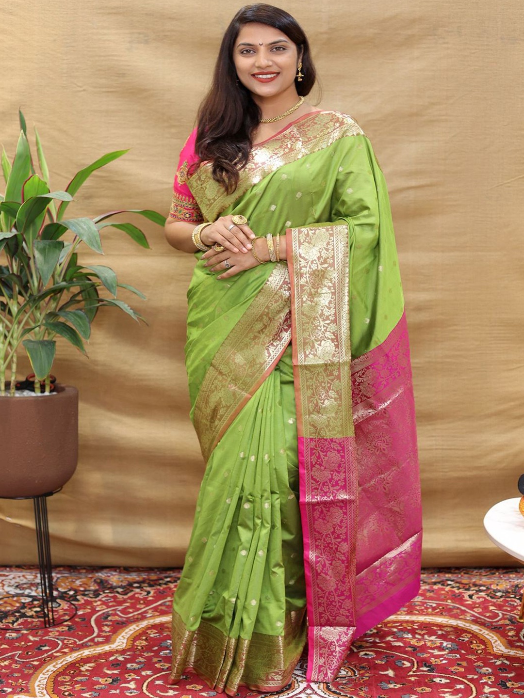 

SGF11 Woven Design Pure Zari Heavy Work Paithani Kanjeevaram Silk Saree, Green
