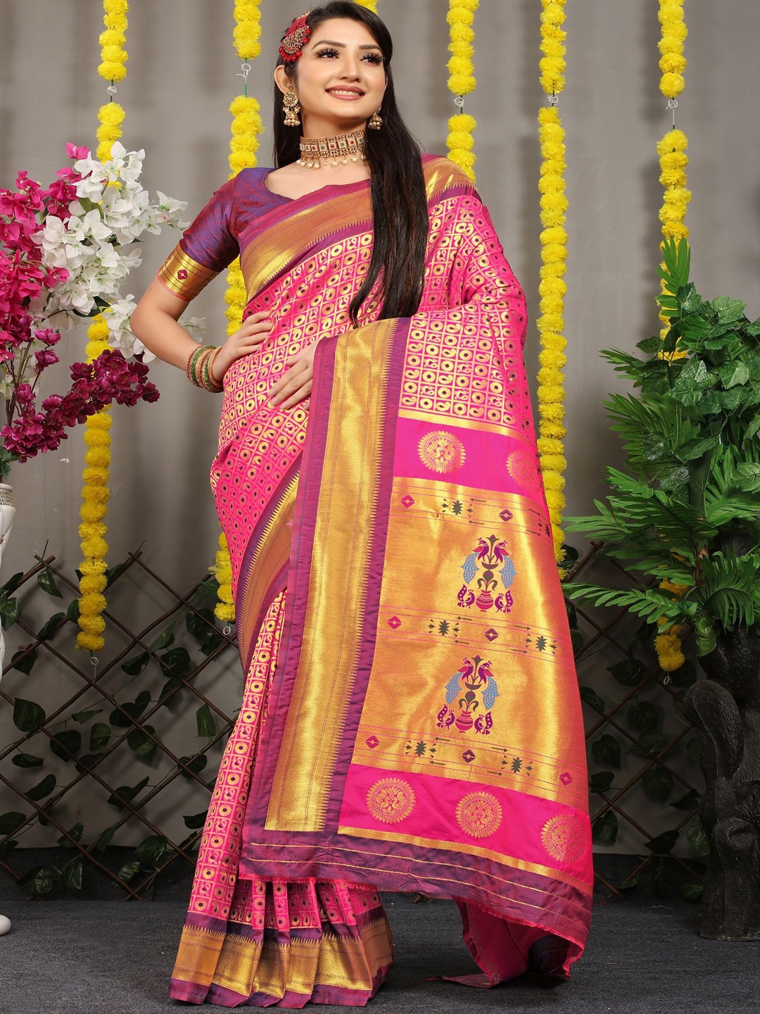 

SGF11 Woven Design Heavy Zari Work Kanjeevaram Silk Saree, Pink