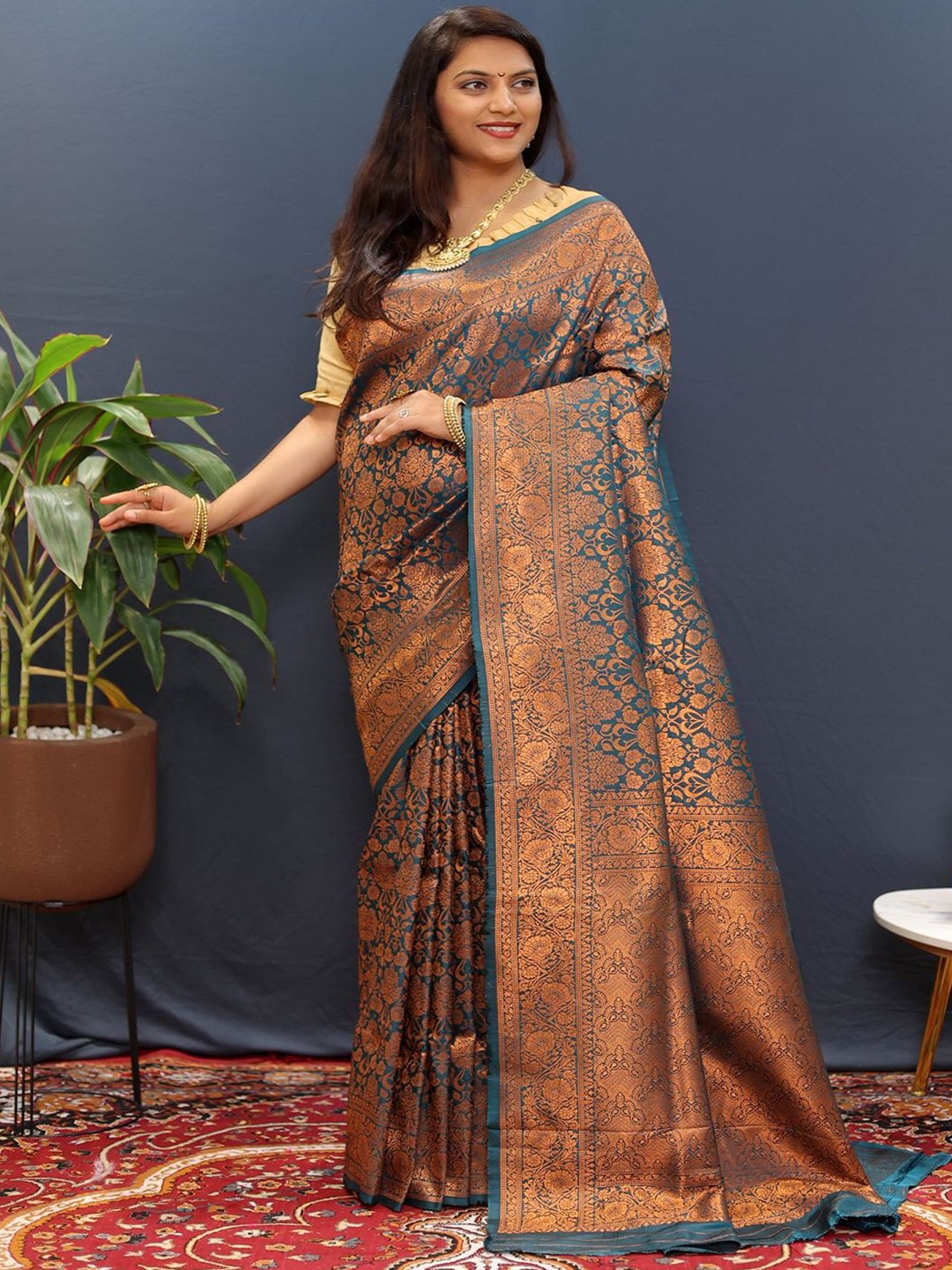 

SGF11 Woven Design Heavy Zari Work Kanjeevaram Silk Saree, Teal