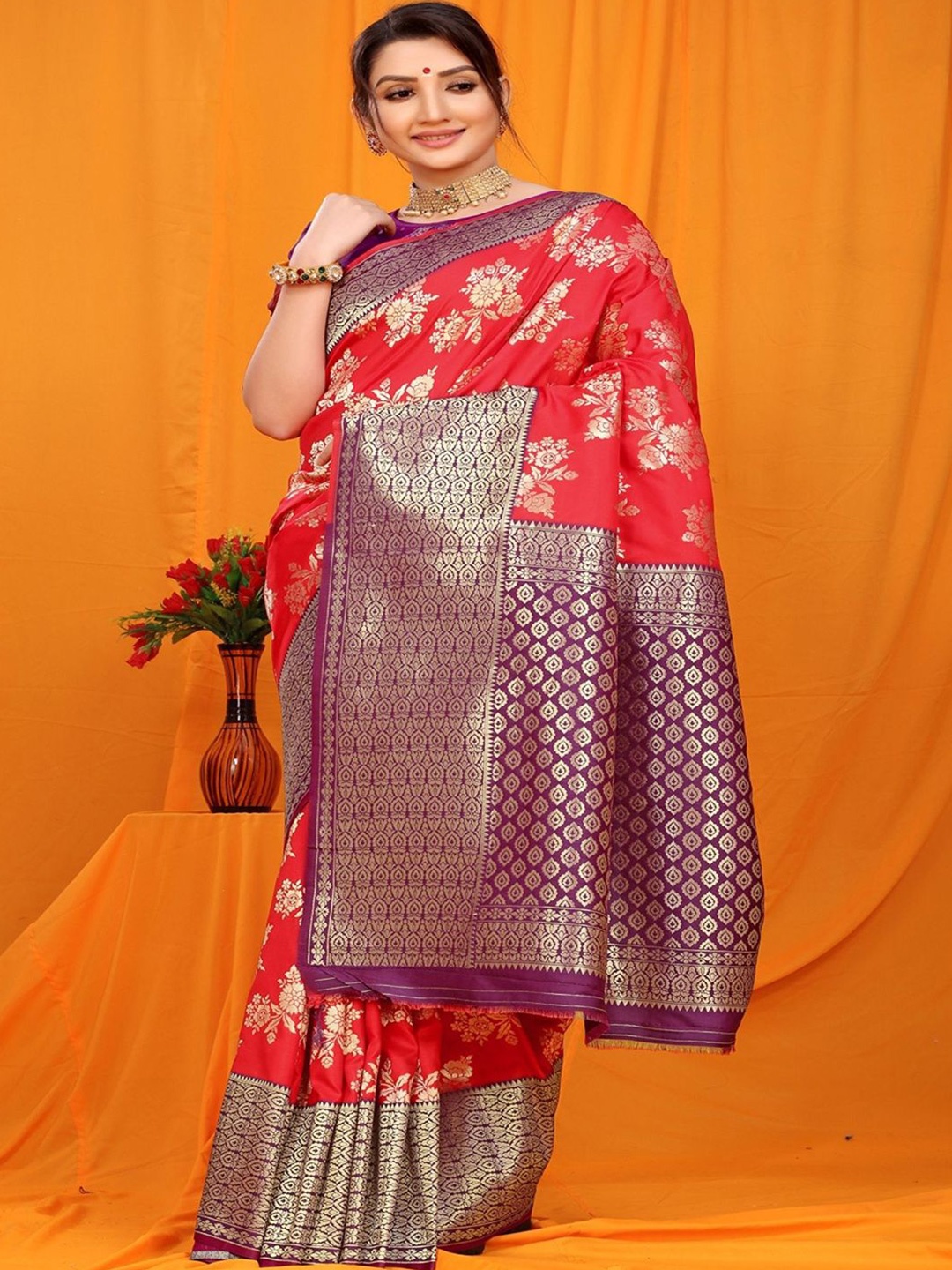 

SGF11 Woven Design Heavy Zari Work Kanjeevaram Silk Saree, Red
