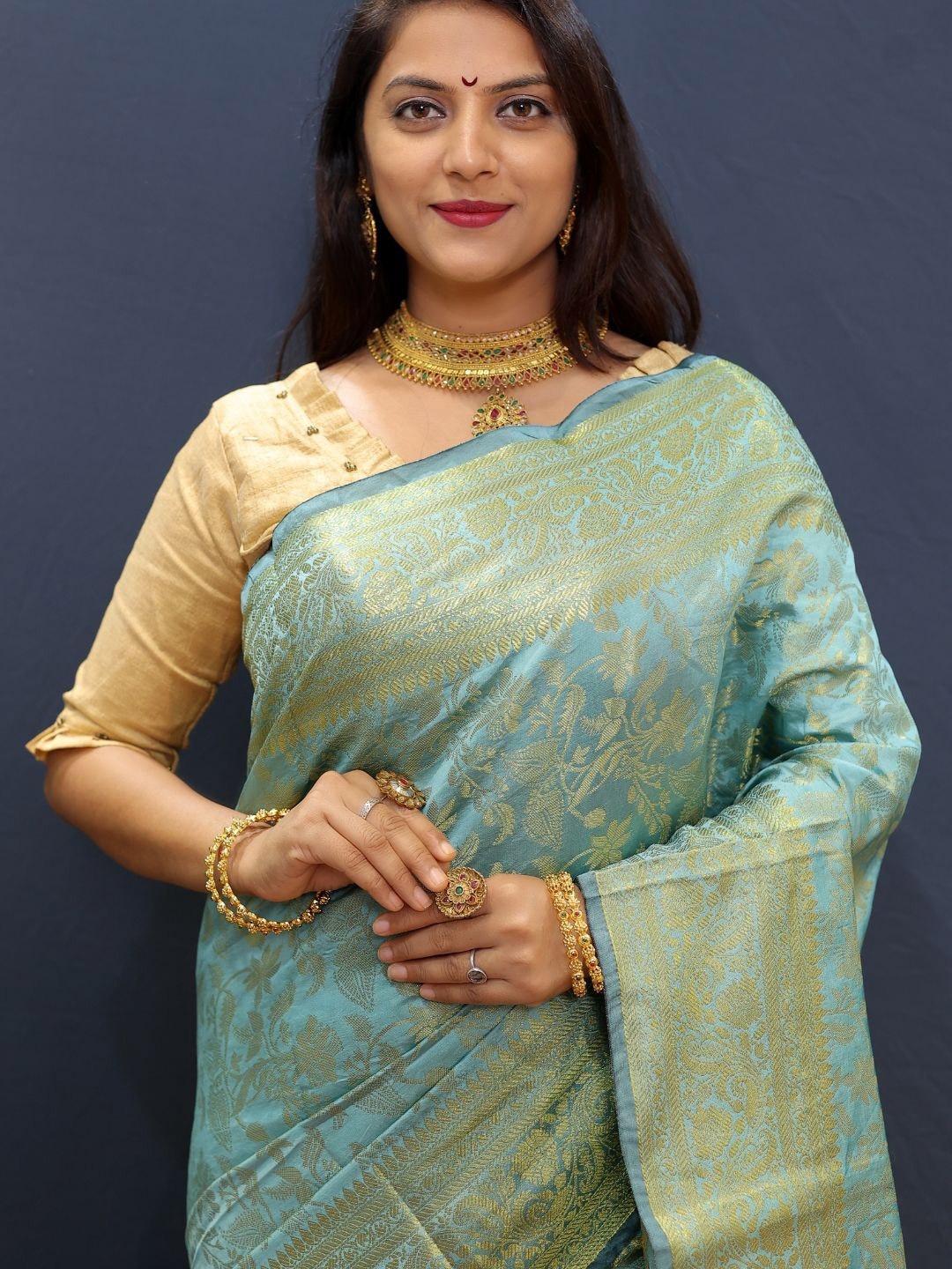 

SGF11 Woven Design Heavy Zari Work Kanjeevaram Silk Saree, Blue