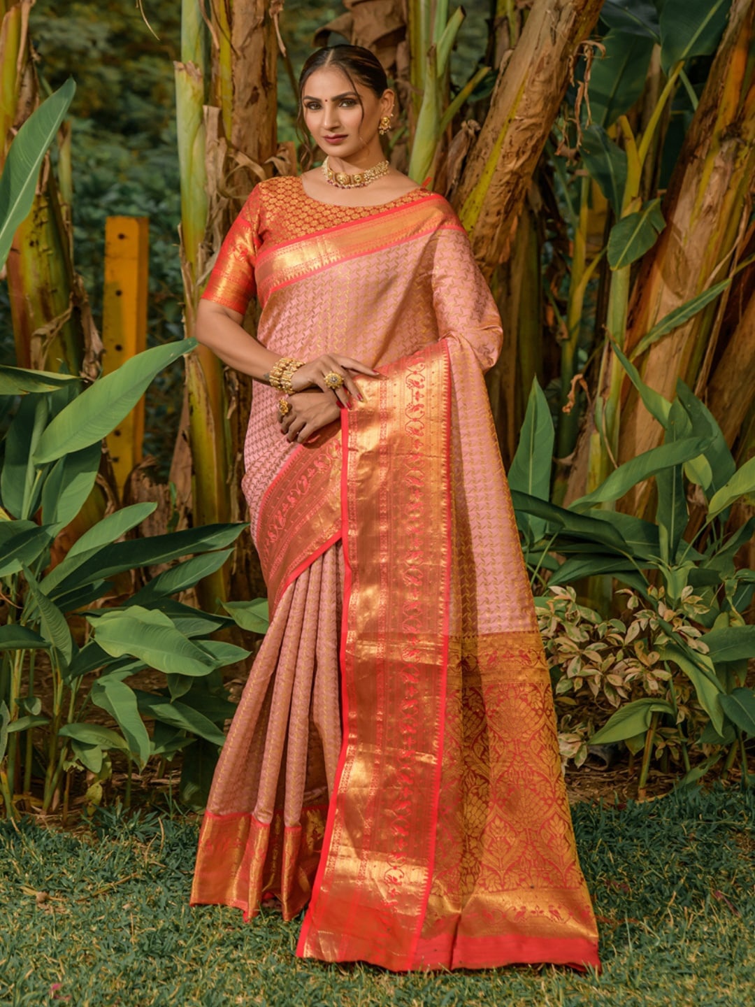 

SGF11 Woven Design Zari Kanjeevaram Saree, Peach