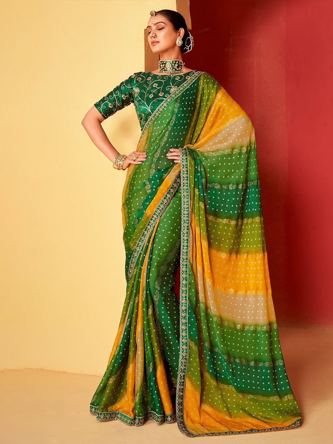 

MySilkLove Pure Chiffon Embroidered Saree, Green