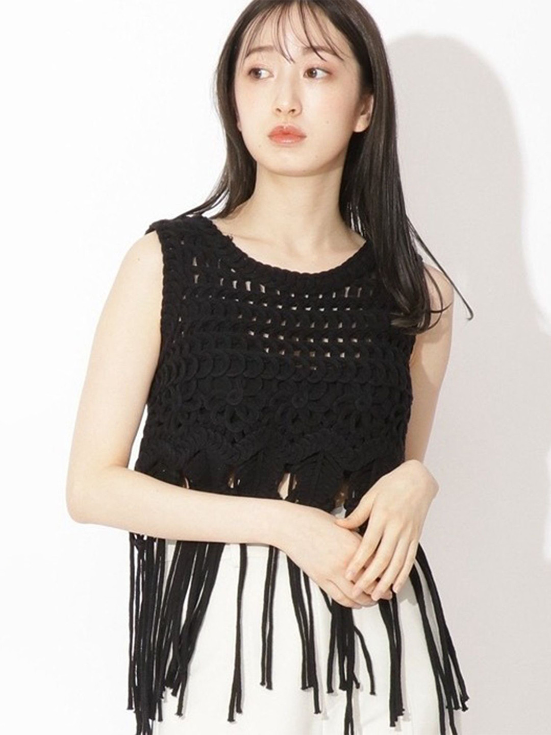 

LULU & SKY Solid Self Design Top, Black