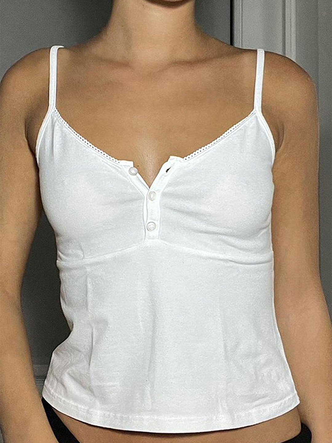 

LULU & SKY Solid Sleeveless Button Closure Crop Top, White