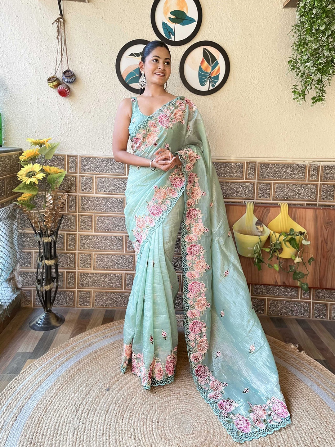 

Panzora Floral Embroidered Saree With Unstitched Blouse Piece, Turquoise blue