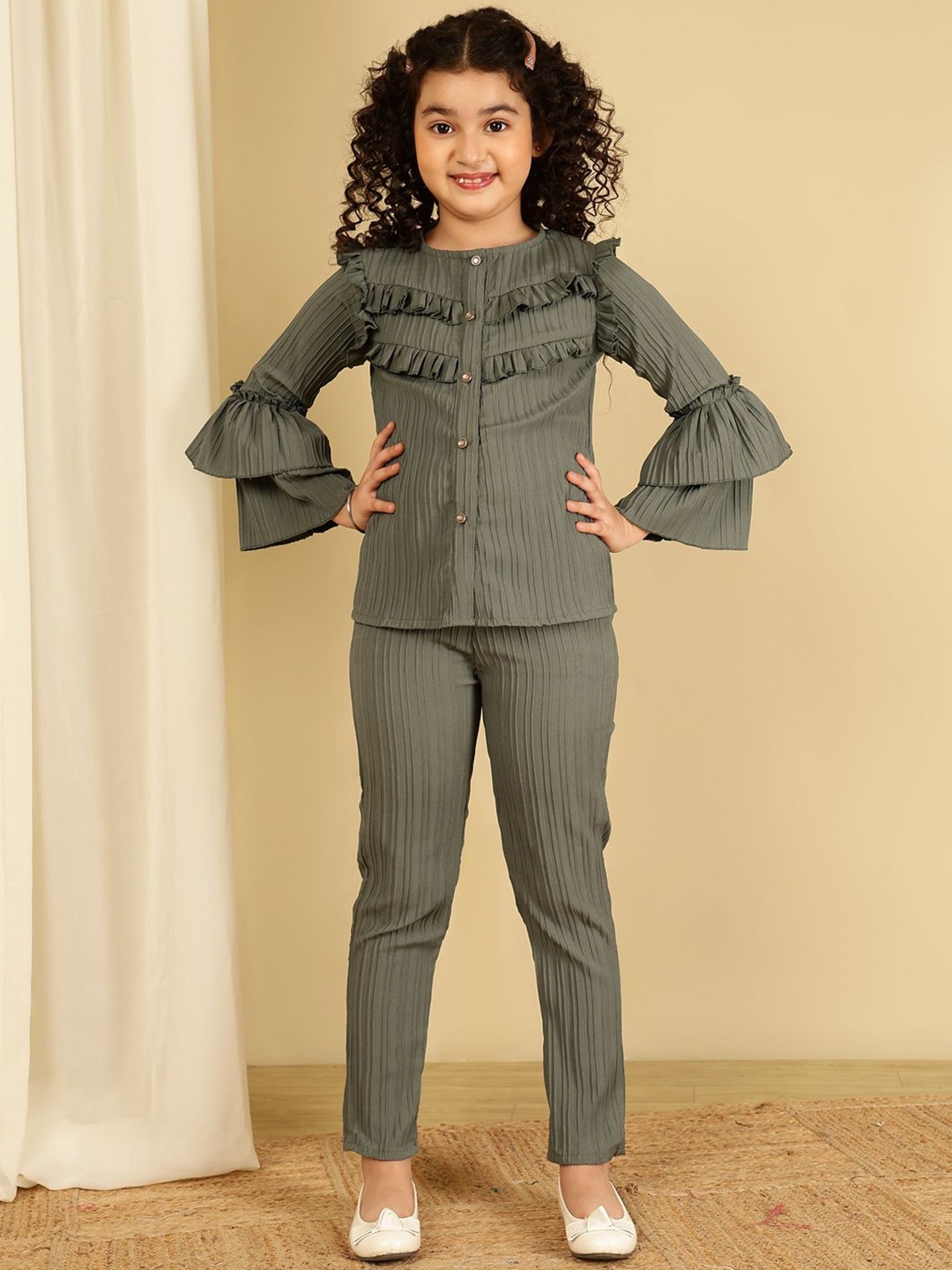 

BAESD Girls Self Design Round Neck Shirt With Pyjama, Grey