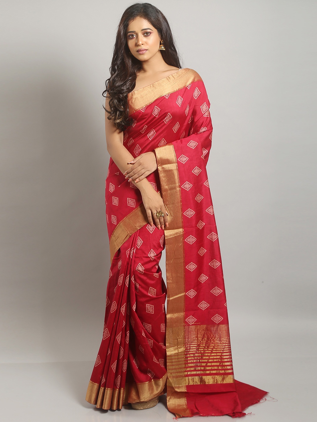 

Urbane Essence Ethnic Motifs Zari Pure Silk Tussar Saree, Red