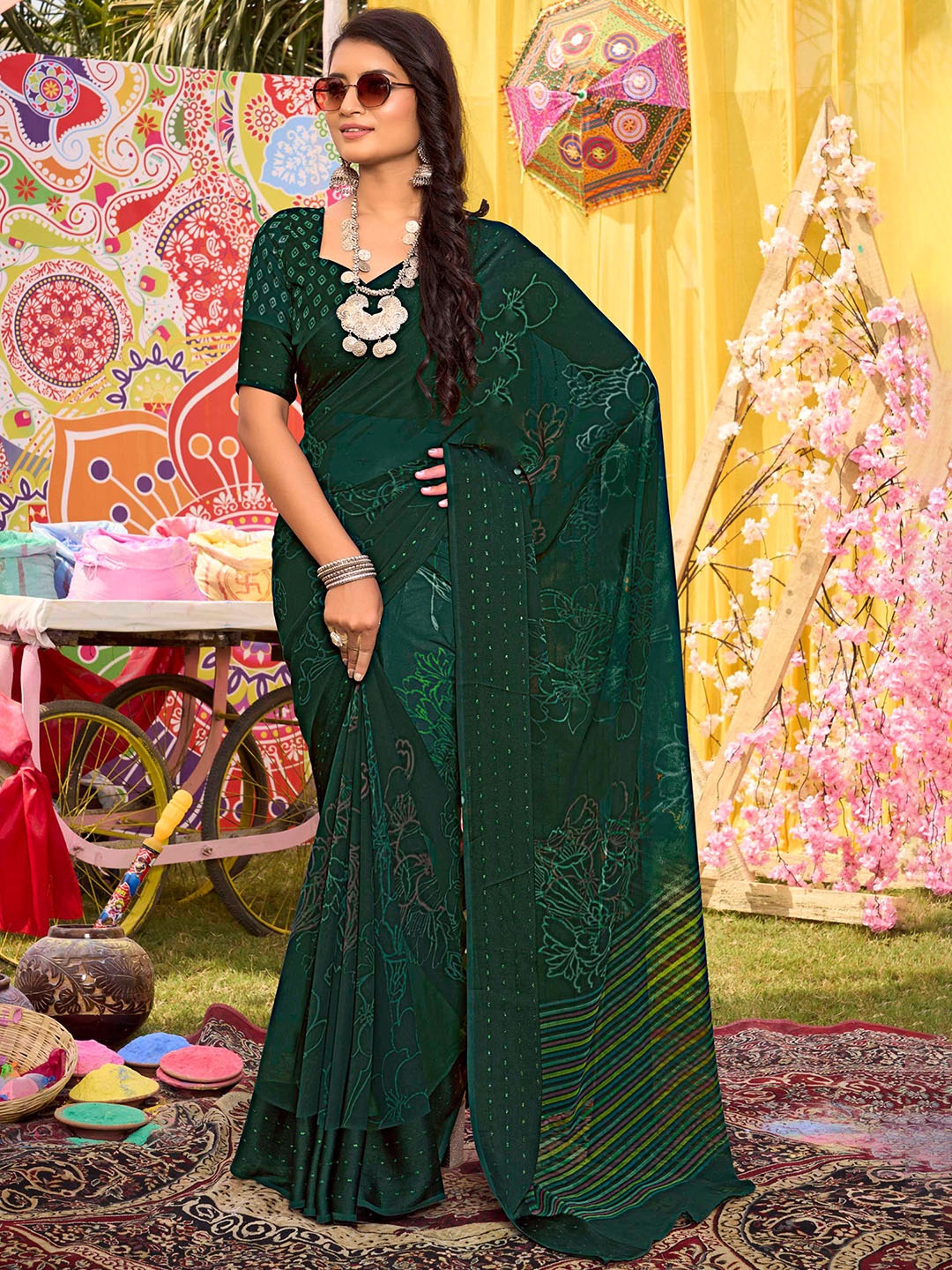 

Panzora Floral Embroidered Saree, Green