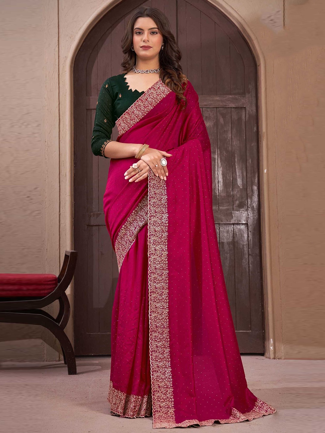 

Panzora Embellished Beads and Stones Saree, Pink