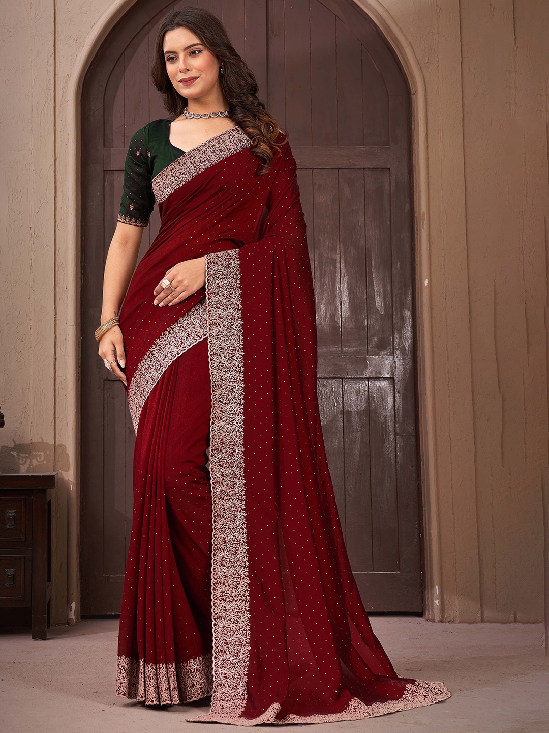 

Panzora Embellished Beads and Stones Saree, Maroon