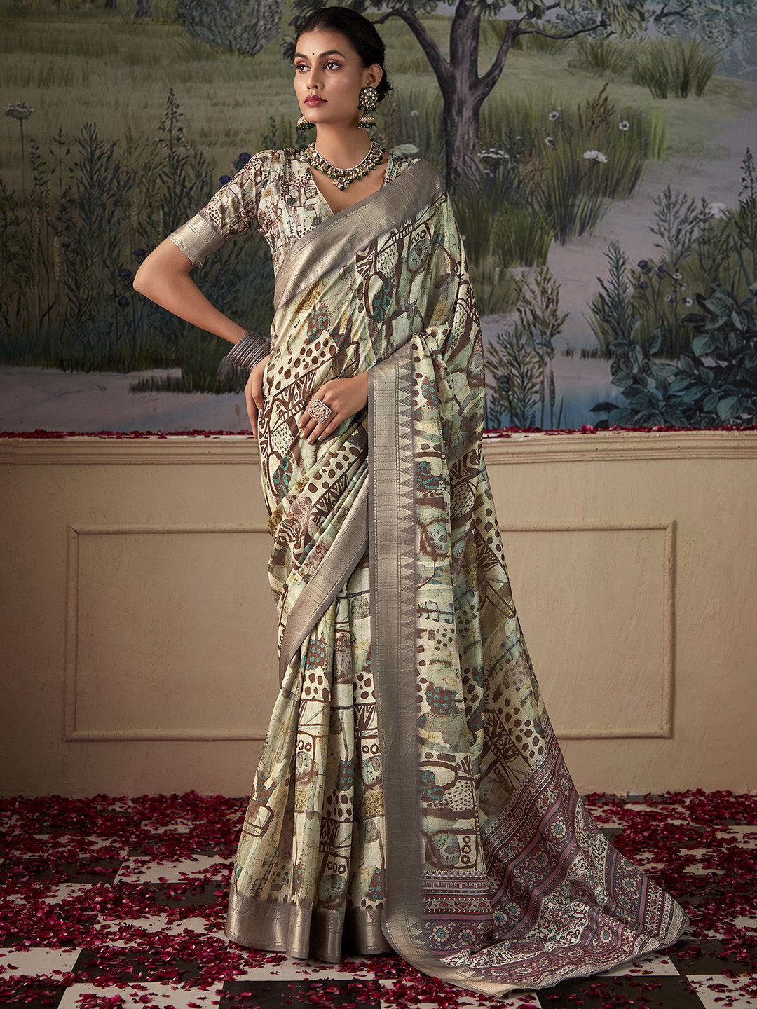 

elora Woven Design Tussar Saree, Beige