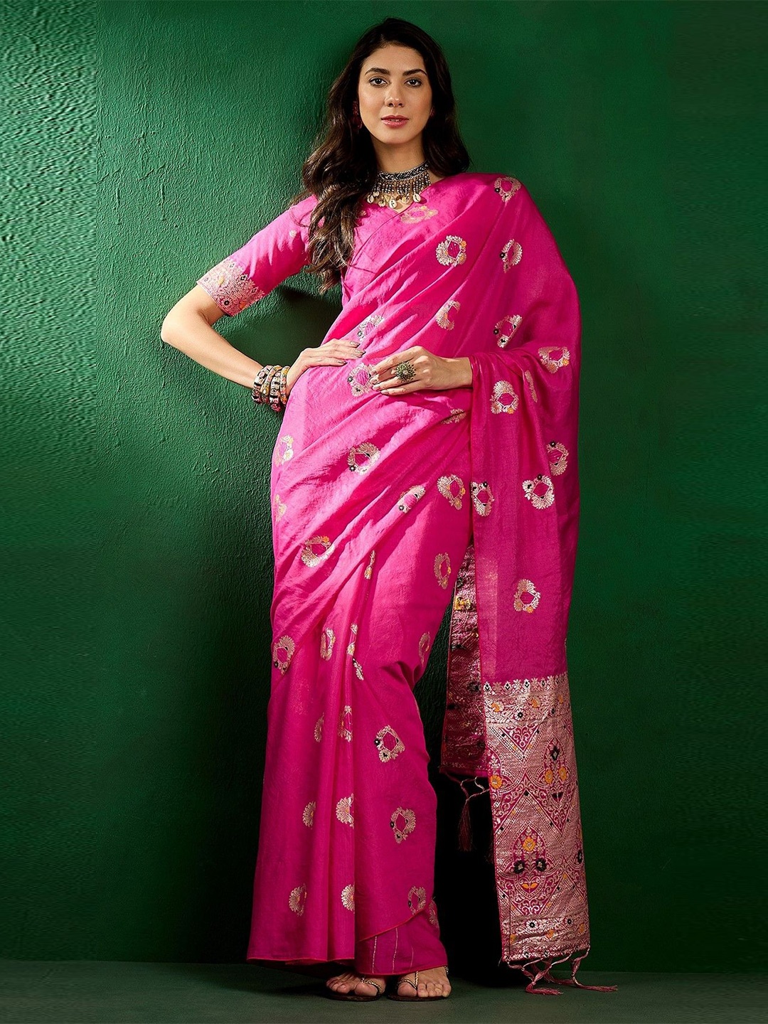 

Panzora Zari Woven Design Banarasi Saree, Pink