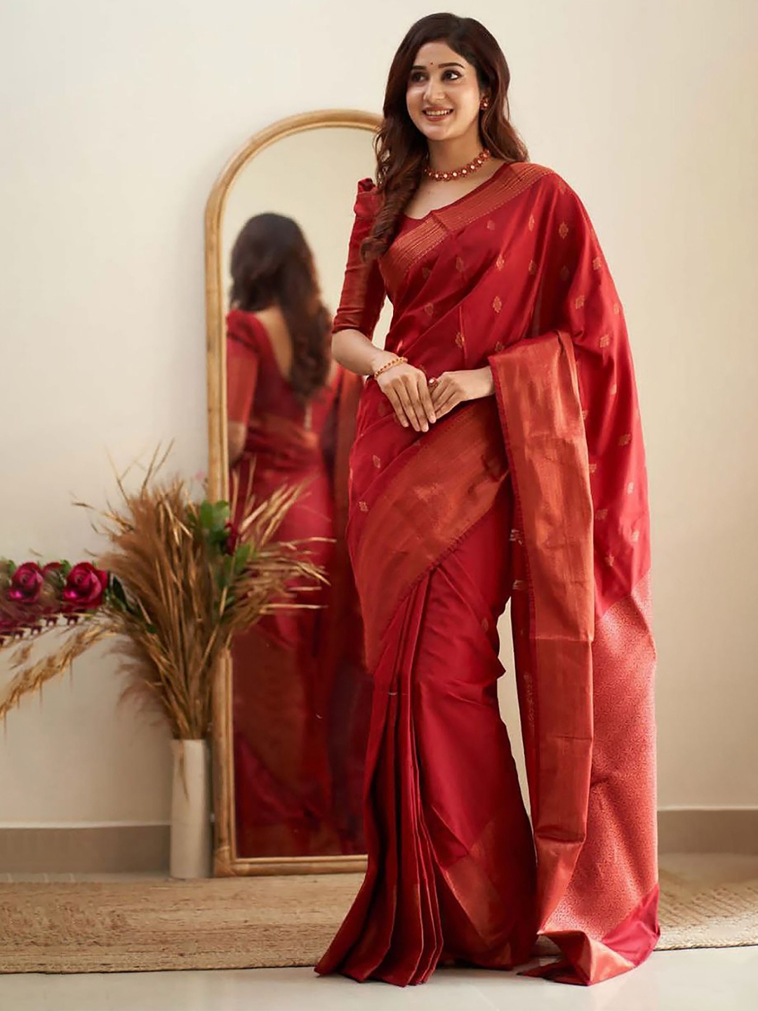 

Anjaneya Sarees Woven Design Zari Banarasi Saree, Red