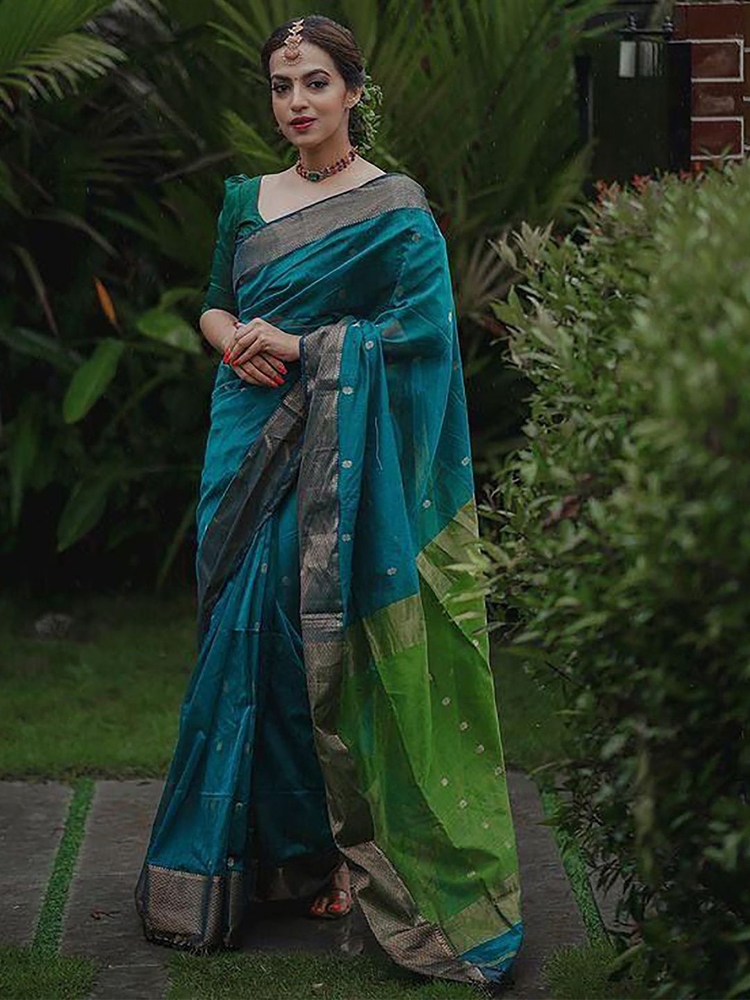 

Anjaneya Sarees Zari Woven Design Banarasi Saree, Green