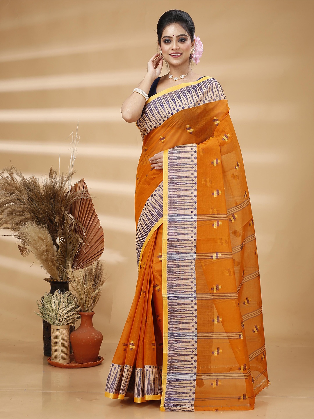 

Ruuprekha Woven Design Pure Cotton Taant Saree, Rust