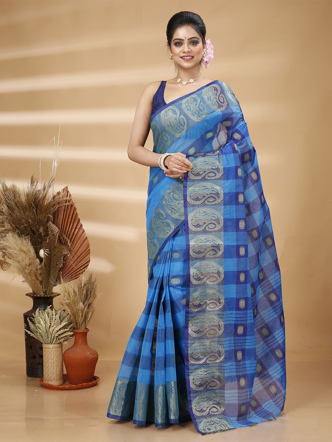 

Ruuprekha Ethnic Motifs Woven Design Pure Cotton Jamdani Saree, Blue