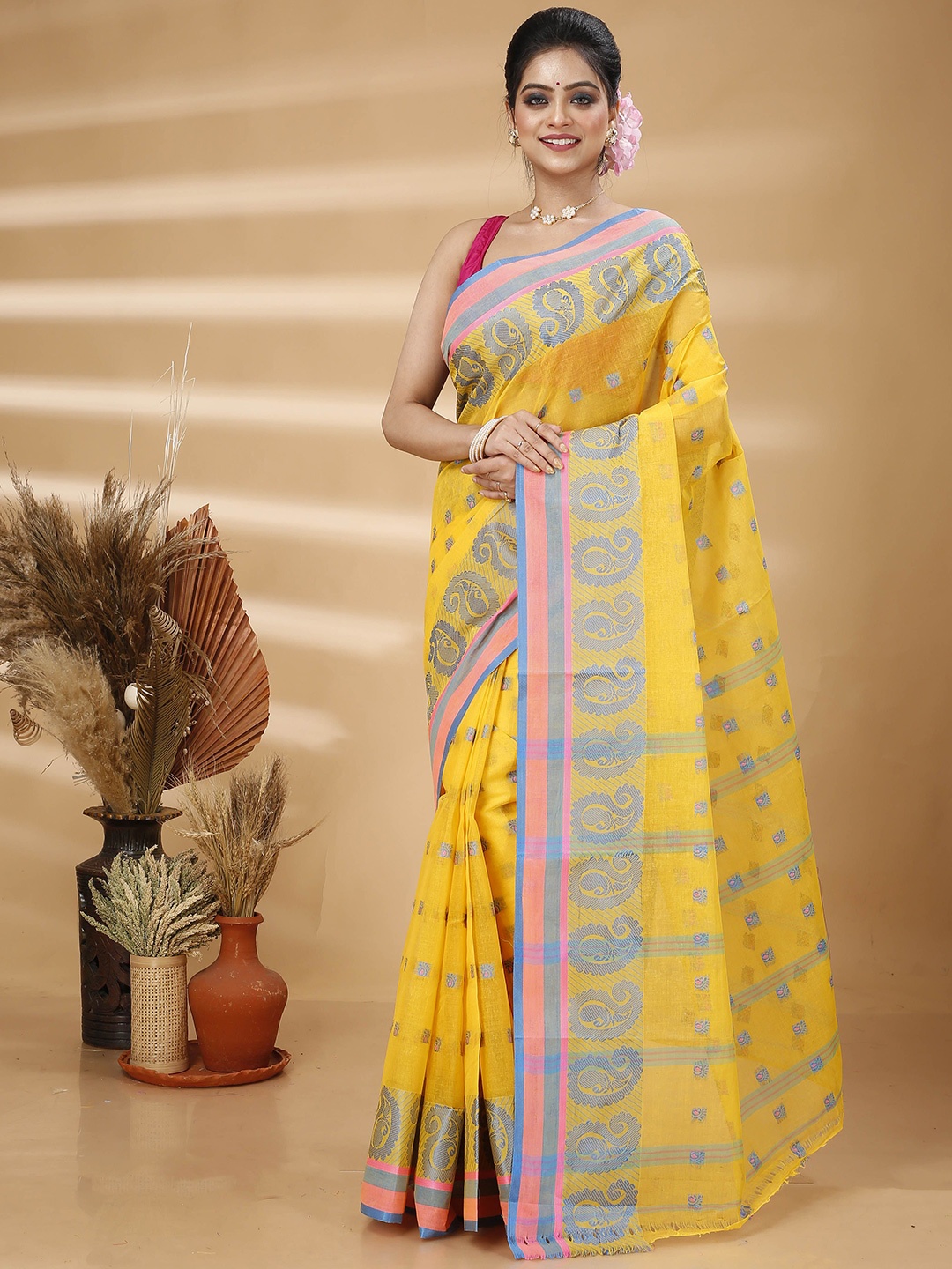 

Ruuprekha Ethnic Motifs Woven Design Pure Cotton Taant Saree, Yellow