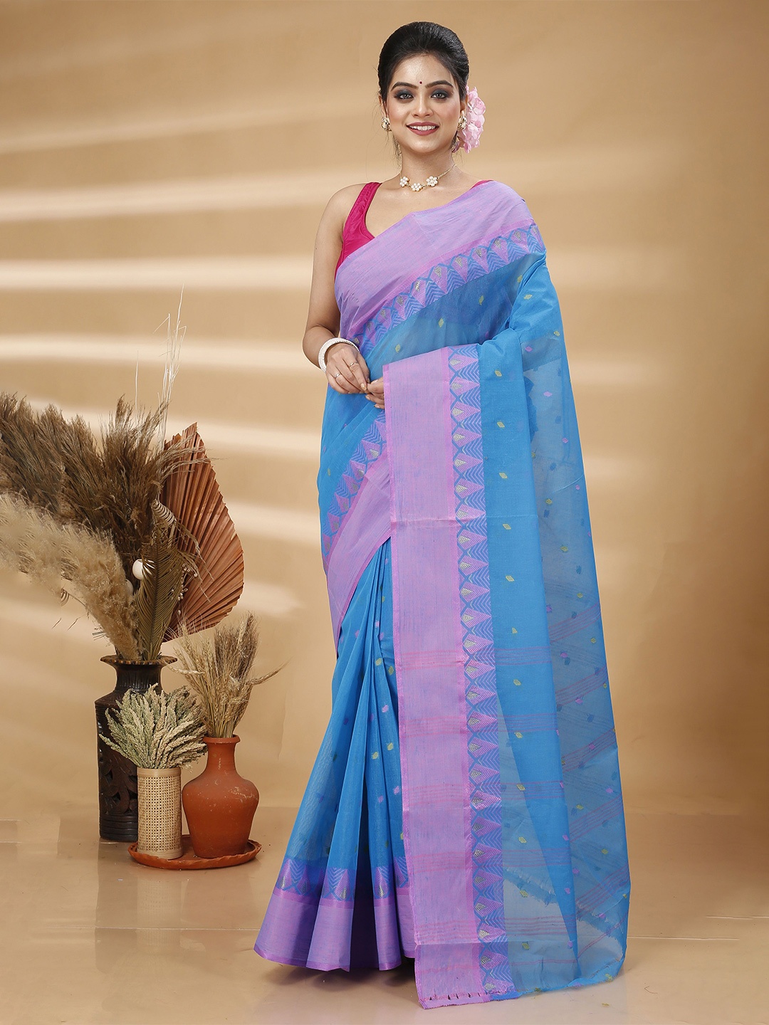 

Ruuprekha Woven Design Pure Cotton Taant Saree, Blue