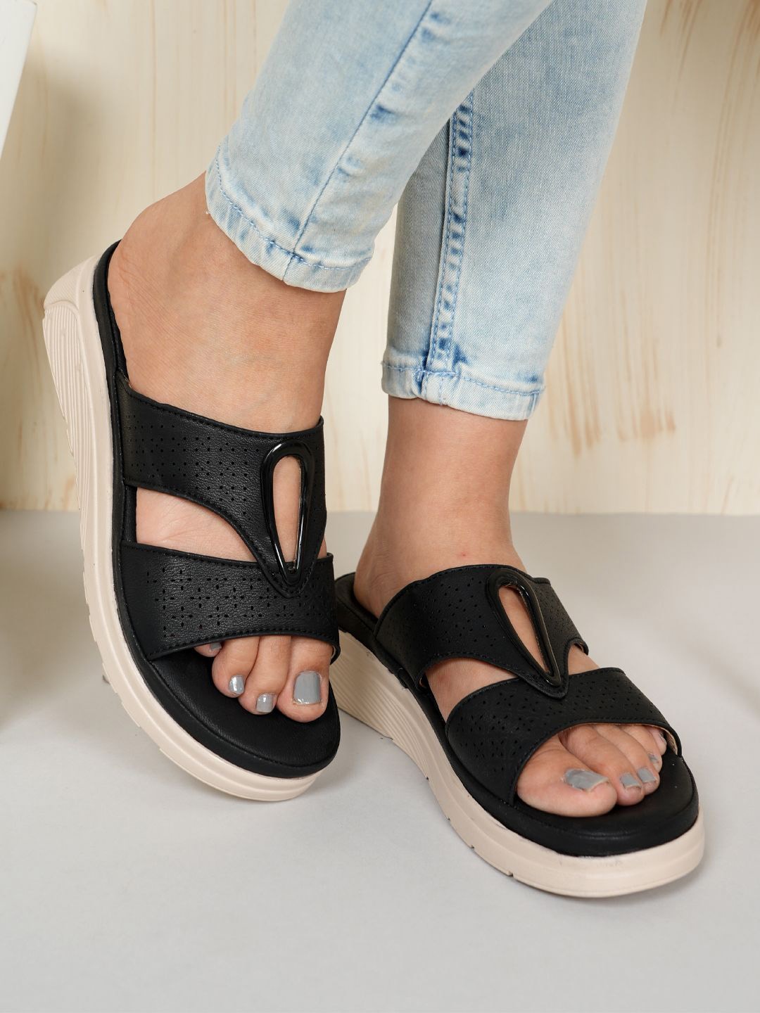 

DressBerry Black Textured Open Toe Comfort Heels