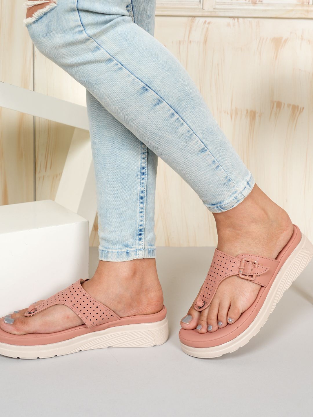 

DressBerry Peach-Coloured Textured Open Toe Comfort Heels