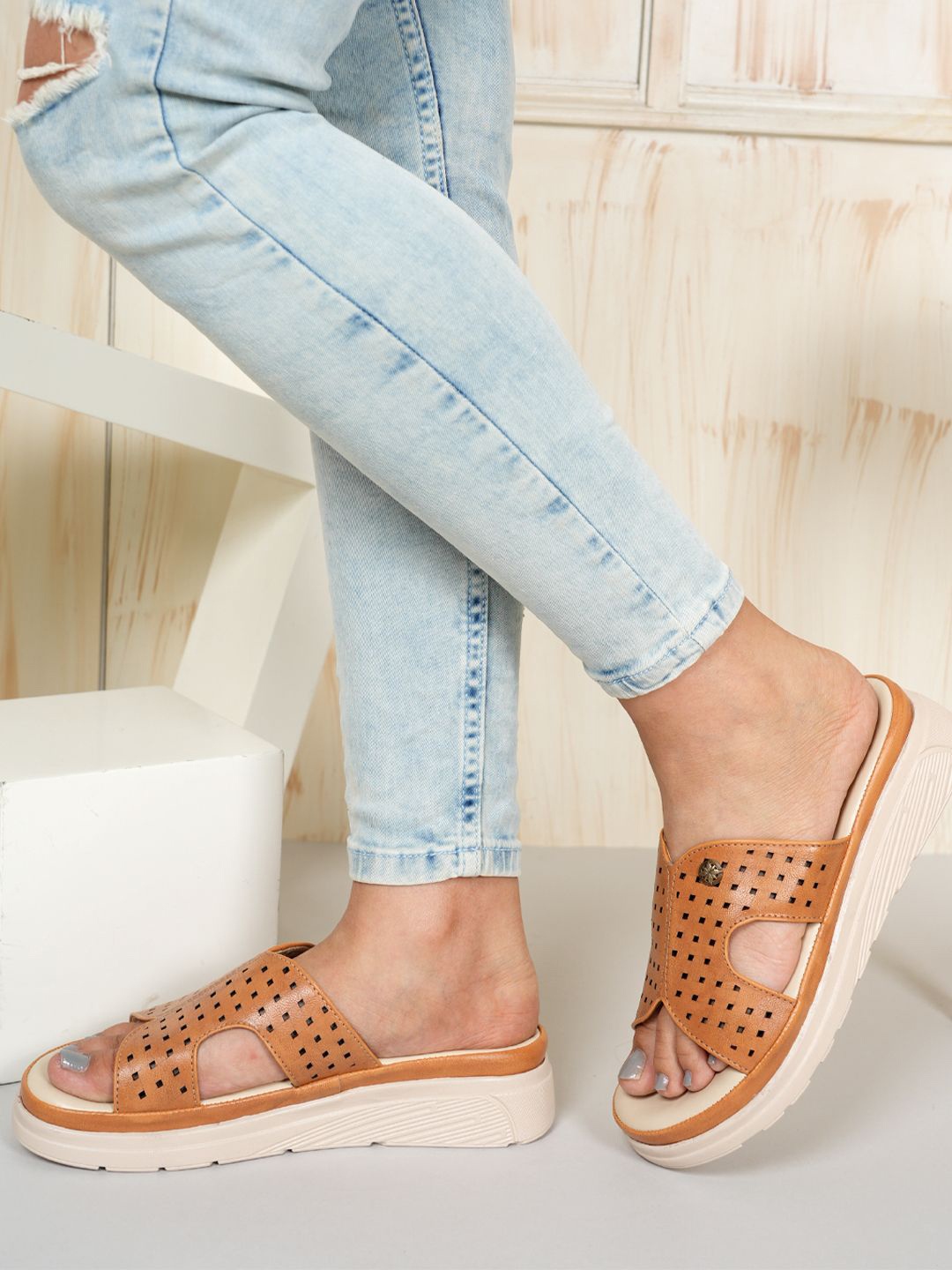 

DressBerry Tan Open Toe Comfort Heels