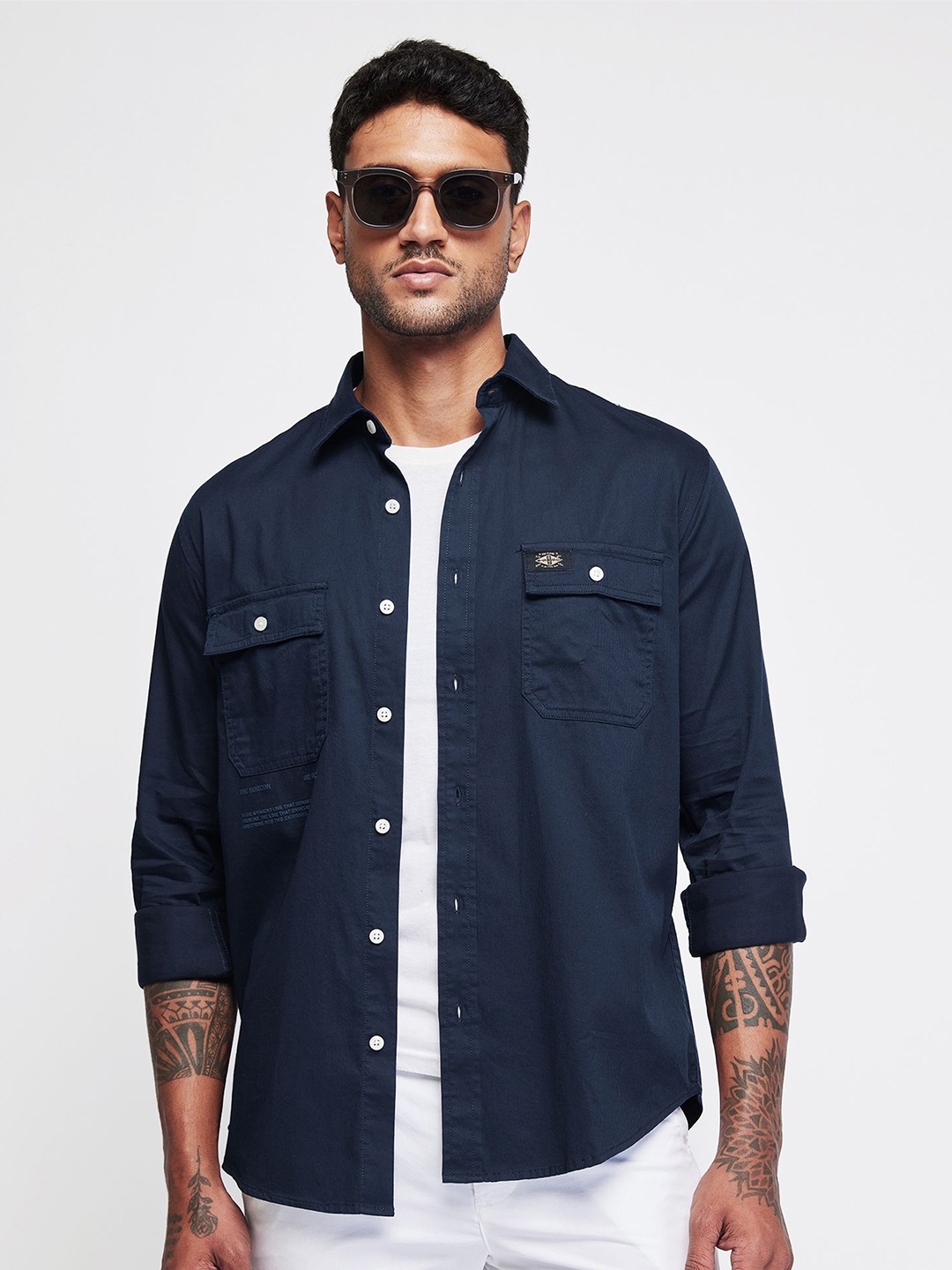 

Red Flame Men Slim Fit Solid Spread Collar Pure Cotton Casual Shirt, Navy blue
