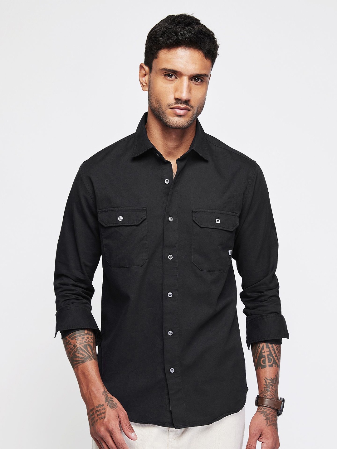 

Red Flame Men Solid Spread Collar Slim Fit Casual Pure Cotton Shirt, Black